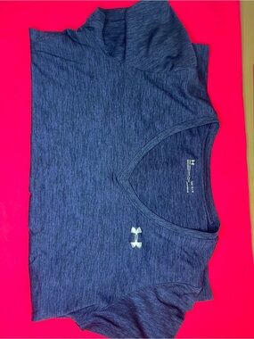 LG Heathered Dark Gray Tee with Red Background Accent